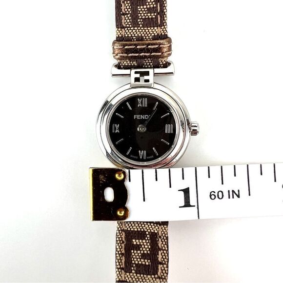 Vintage FENDI Orologi 2700L Brown Silver Circle Quartz  Ladies Watch - Picture 12 of 12
